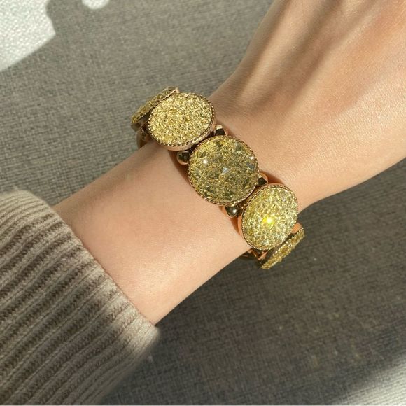 Jewelry - Glittery Glam Gold Rock Candy Crust Bracelet